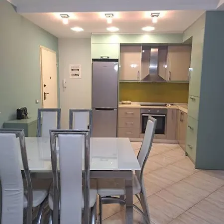 Διαμέρισμα Family Flat In Σαράντα