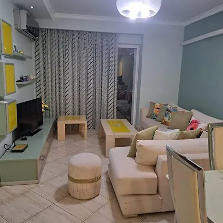 Family Flat In Sarandë